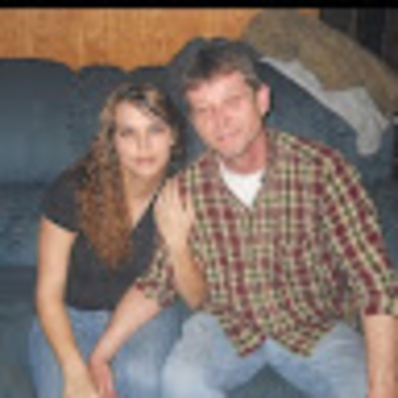 Meet your Posher, Nicole - Picture 1 of 1